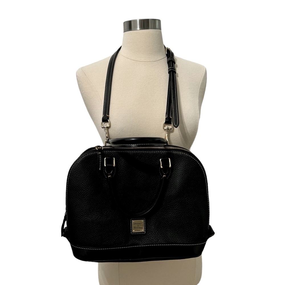 Dooney & Bourke Women’s Purse Black Exterior Red Interior
